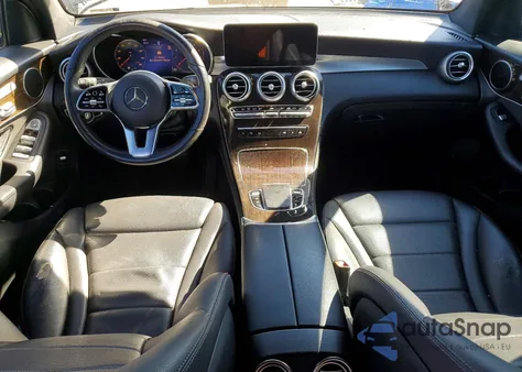 2020 Mercedes-Benz Glc 300 z USA, uszkodzony, nr VIN WDC0G8DB6LF678429